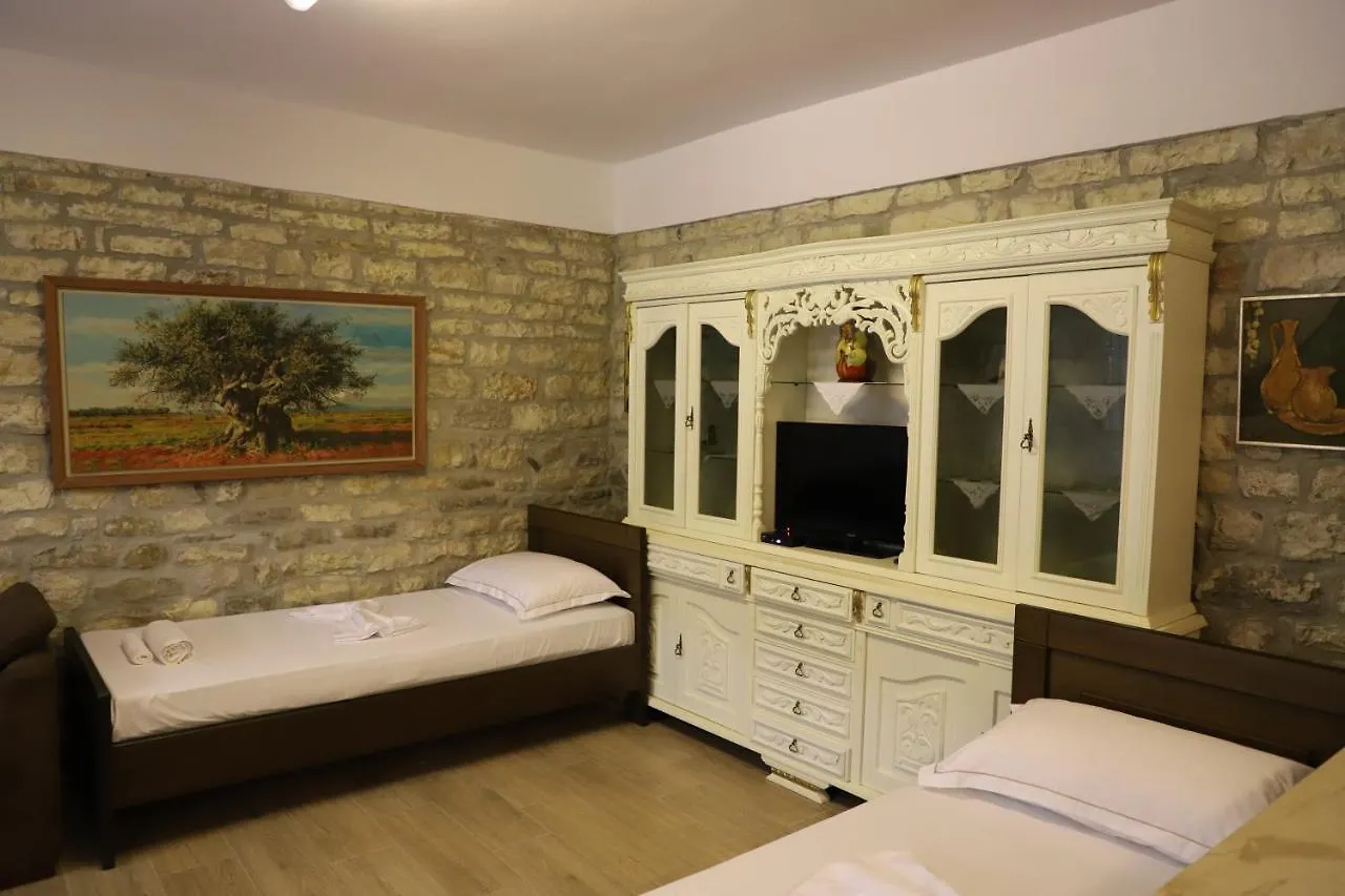Margarita Guest House Berat